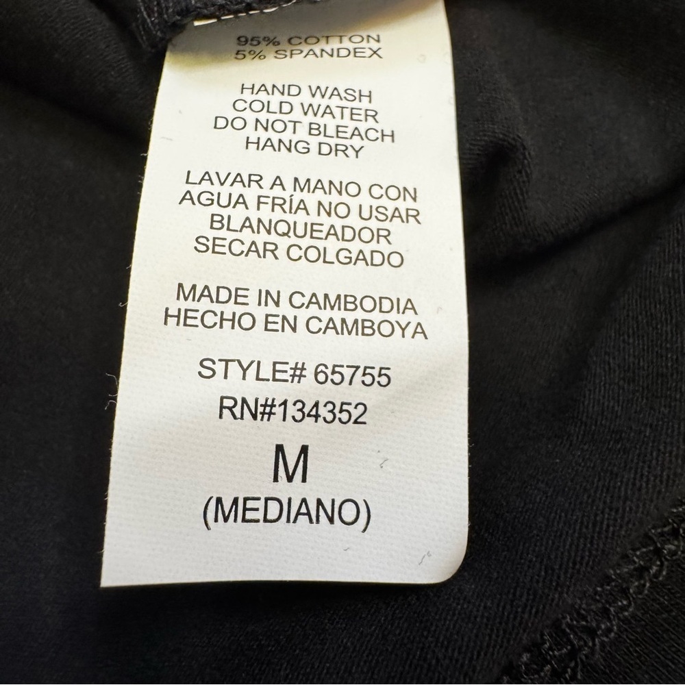Ambiance Black Crop Tank Top Size Medium Sleeveless Soft and Stretchy NWOT - Picture 4 of 8